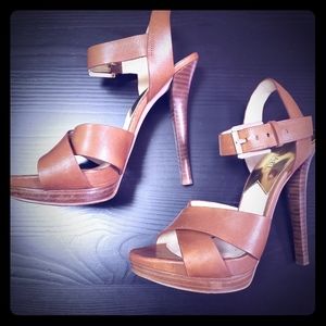 Michael Kors Sandal Size 7 1/2